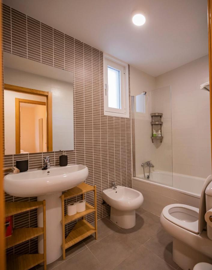 Area Suites Jove Bagian luar foto